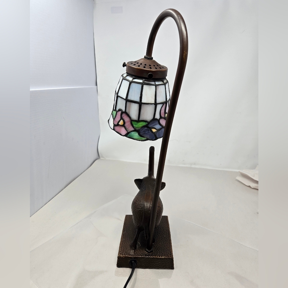 Elephant Brass Goose Neck Tulip Stained Glass Lamp 15 Inch Tiffany Style **READ* - Picture 3 of 11
